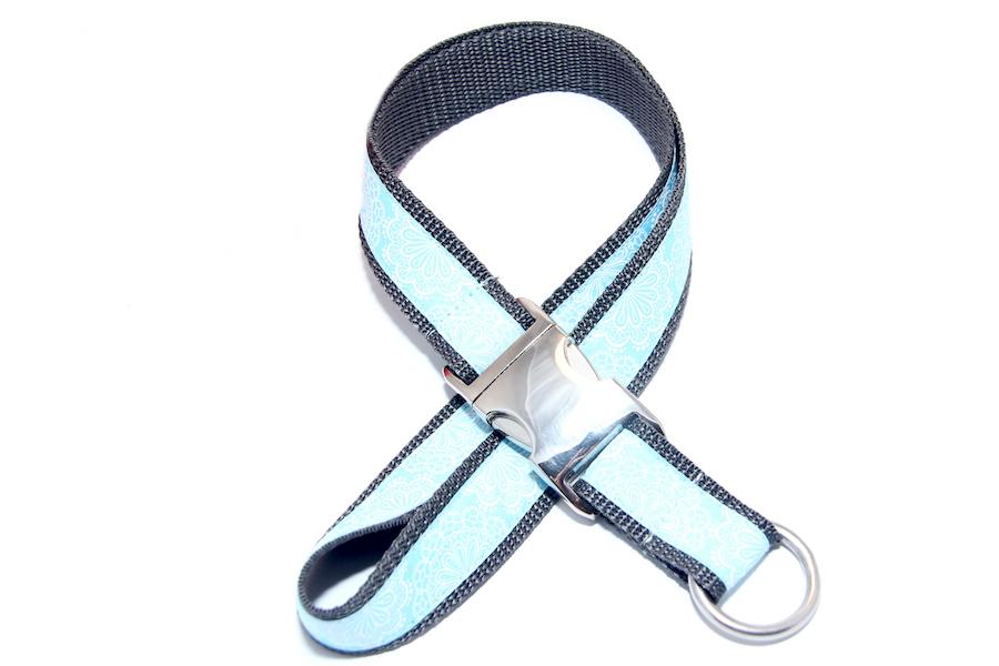Schlüsselband dunkelgrau mit hellblauem Webband 25 mm breit